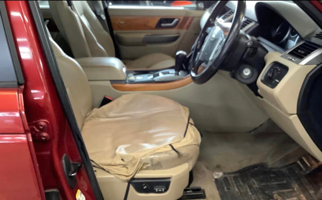 RANGE ROVER SPORTS HSE REG:AE58
