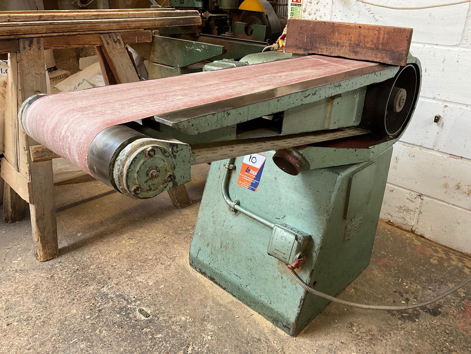 BELT SANDER