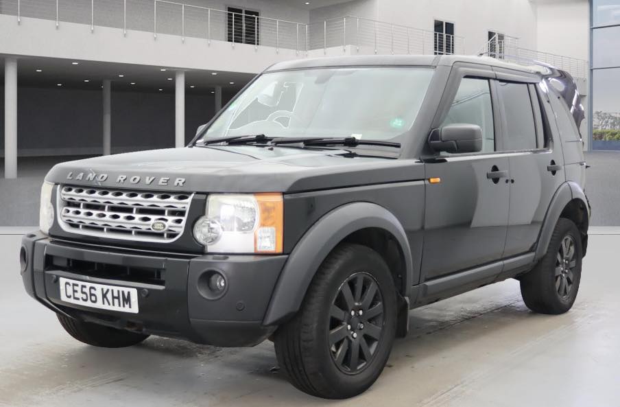 LAND ROVER DISCOVERY 3 , REG: CE56 KHM