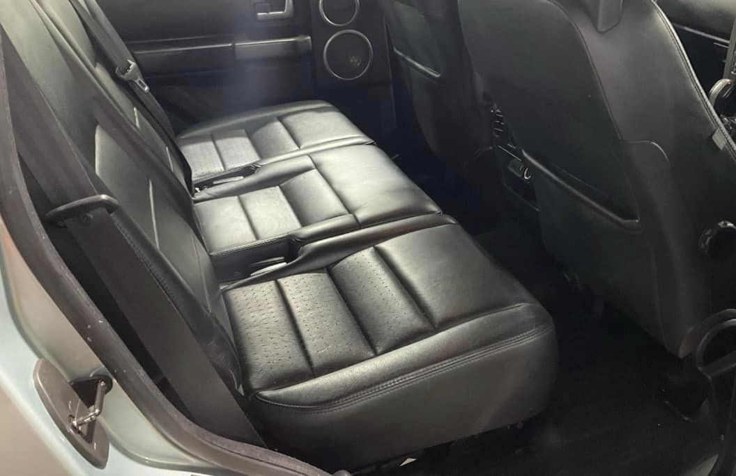 LAND ROVER DISCOVERY 3 : REG DG56 UHT