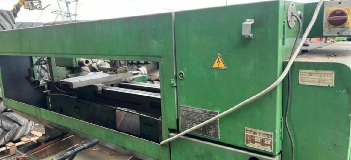 LATHE MACHINE KUBWA π₯π₯π₯SOLDπ₯π₯π₯