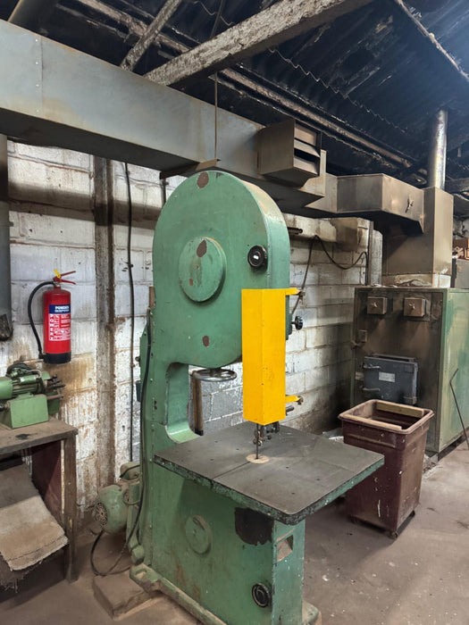 HEAVY DUTY BANDSAW