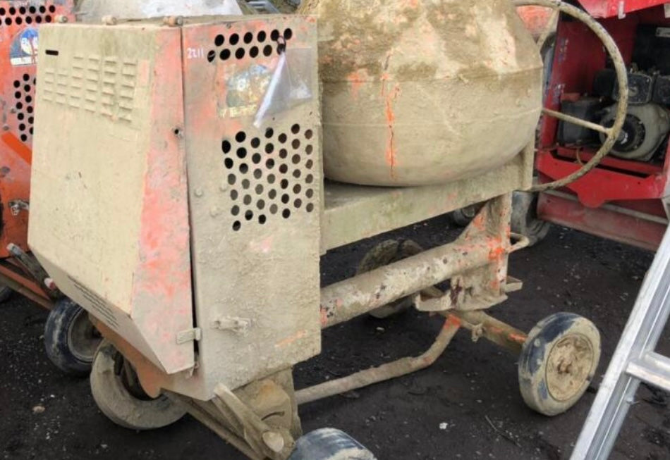 BELLE CONCRETE MOXER