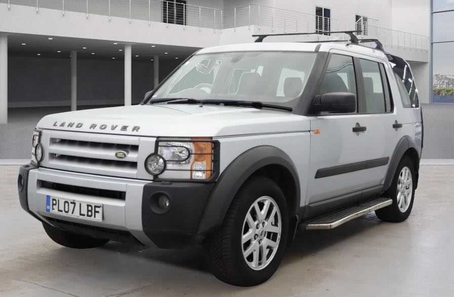 LAND ROVER DISCOVERY 3. REG PL07 LBF