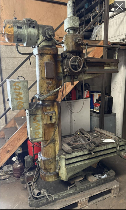 RADIAL ARM DRILL
