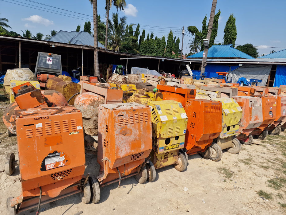 CONCRETE MIXER