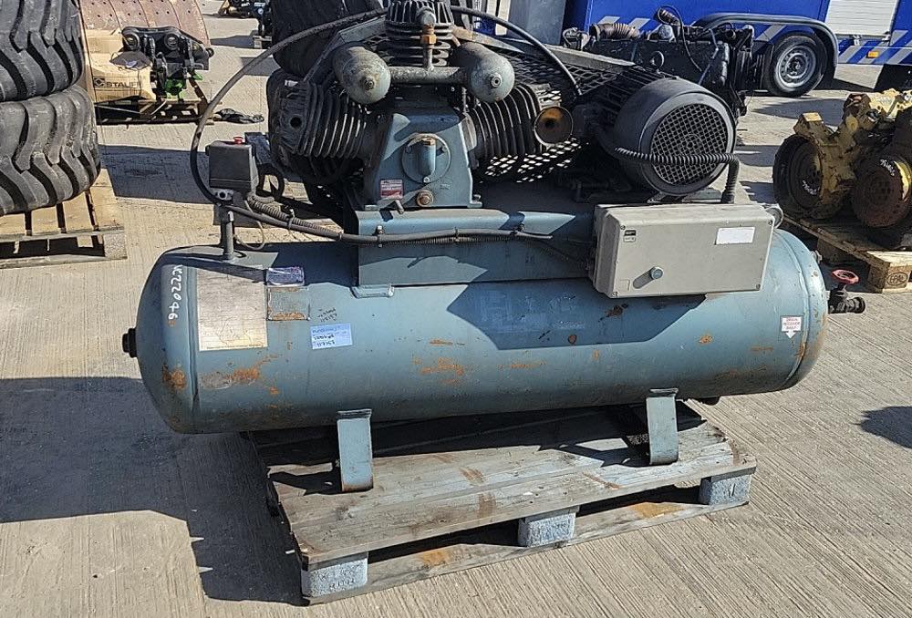 AIR COMPRESSOR DUNGU  LITA 300