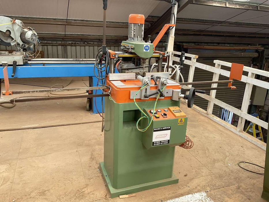 ALUMINIUM ROUTER