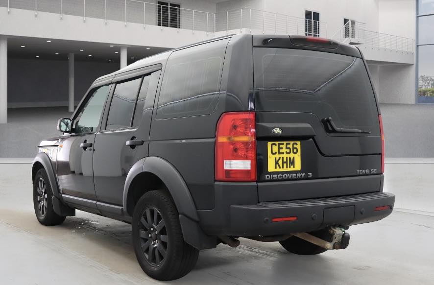 LAND ROVER DISCOVERY 3 , REG: CE56 KHM