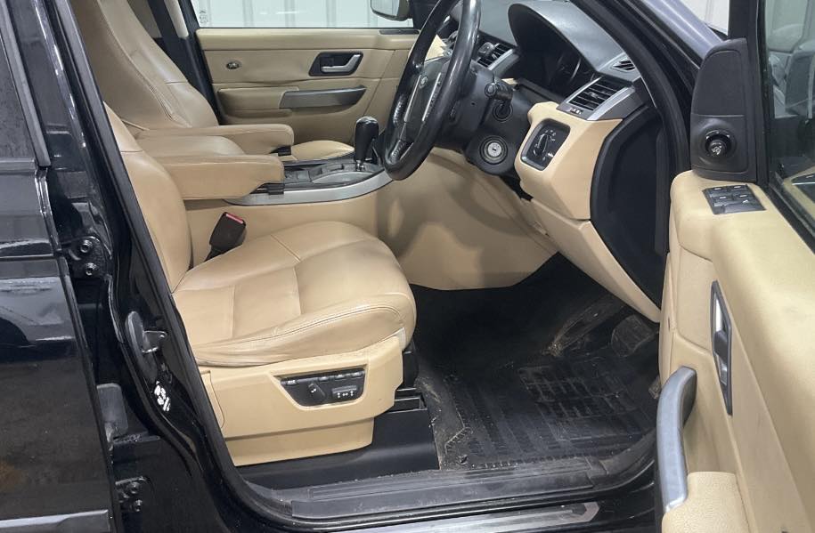 RANGE ROVER SPORTS 2005. REG:FH05 JNN