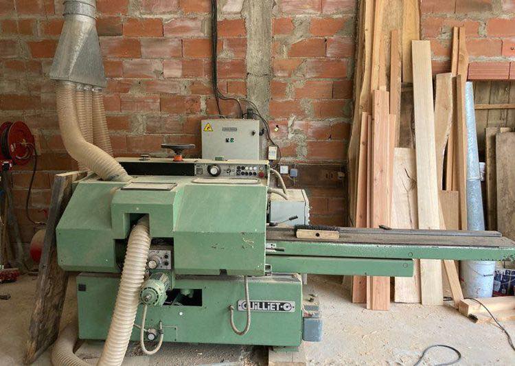 FOUR SIDED PLANER MOULDER