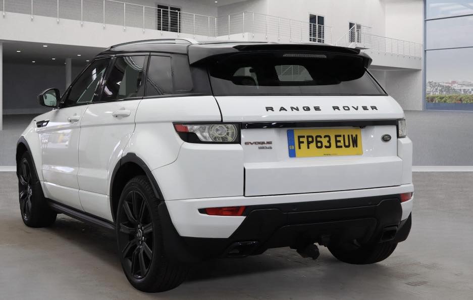 LANDROVER RANGE ROVER EVOQUE. REG: FP63 EUW