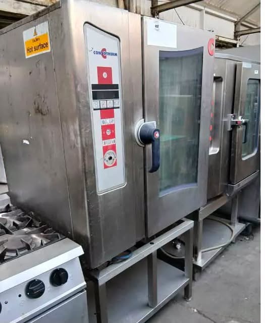 GAS OVEN