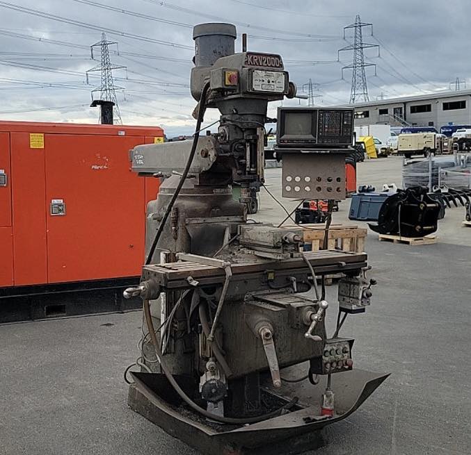 HEAVY DUTY MILLING MACHINE