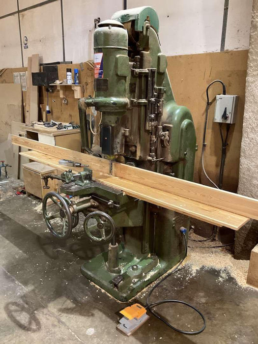 HYDRAULELECTRIC CHISEL MORTICER