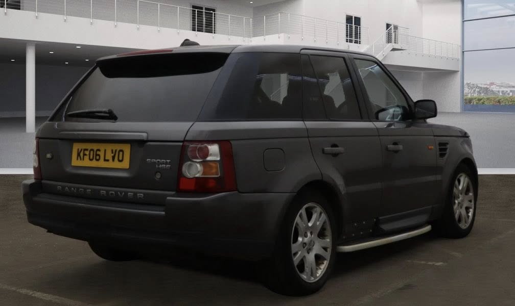 RANGE ROVER SPORTS. REG: KF06 LVO