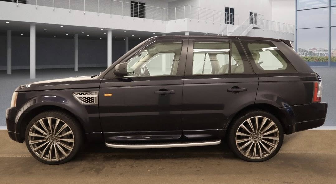 RANGE ROVER SPORTS. REG : LD56 XJY