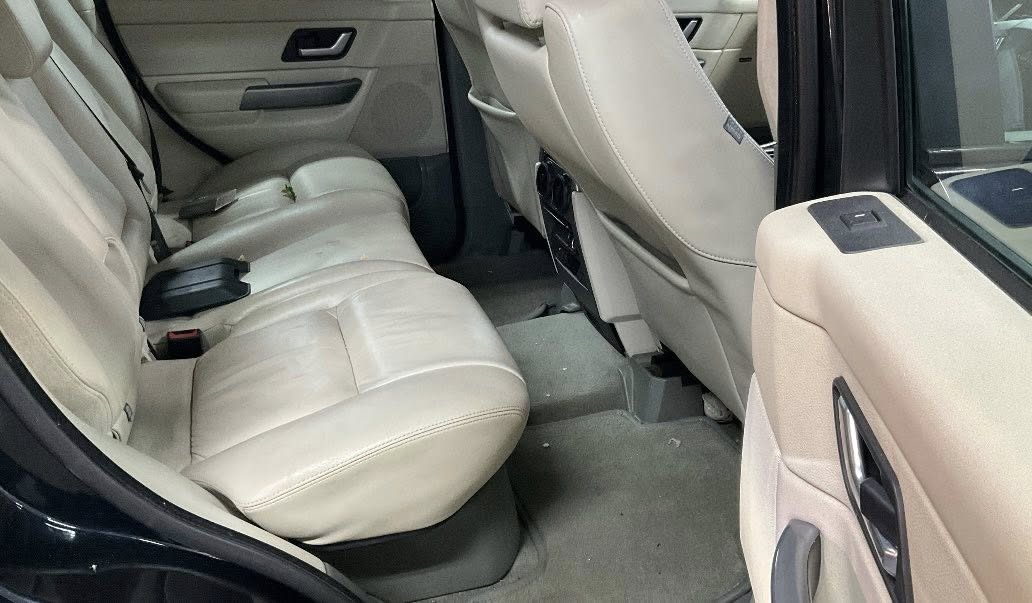 RANGE ROVER SPORTS. REG : LD56 XJY