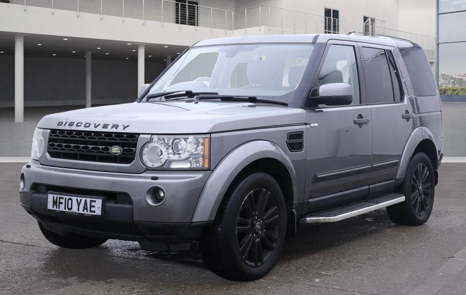 LAND ROVER DISCOVERY 4 . REG : MF10 YAE