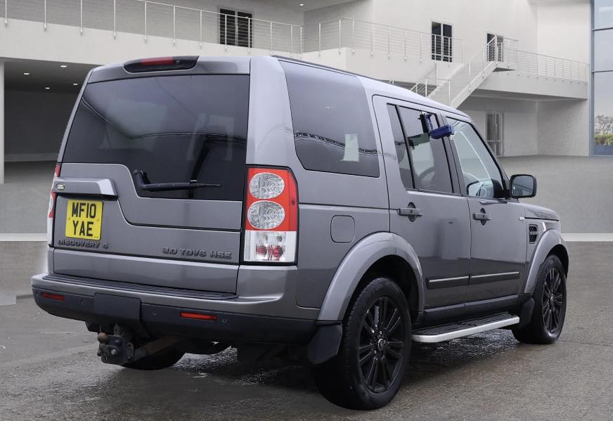 LAND ROVER DISCOVERY 4 . REG : MF10 YAE