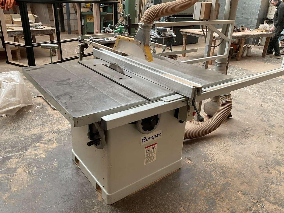 PANEL SAW