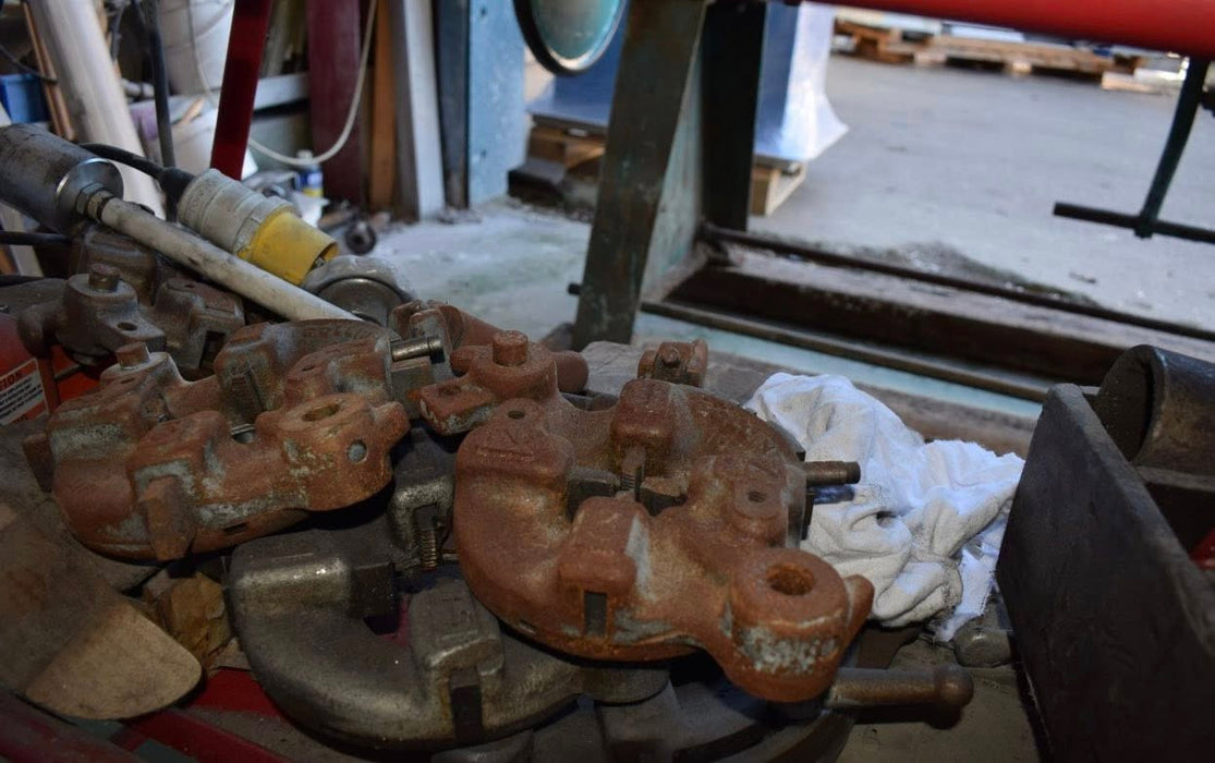 PIPE THREADER