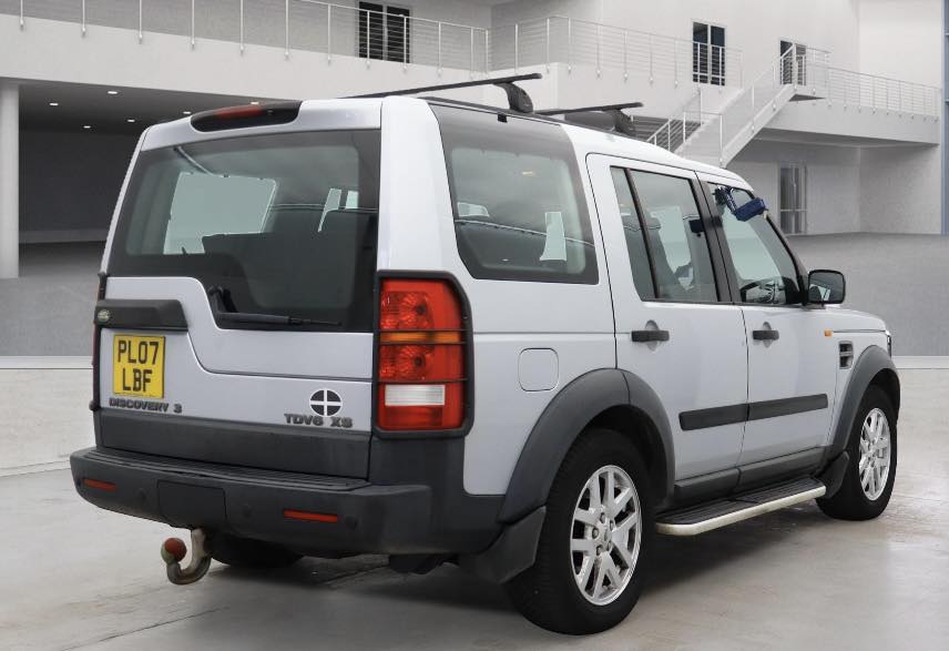 LAND ROVER DISCOVERY 3. REG PL07 LBF