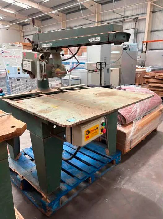 CROSS CUT SAW