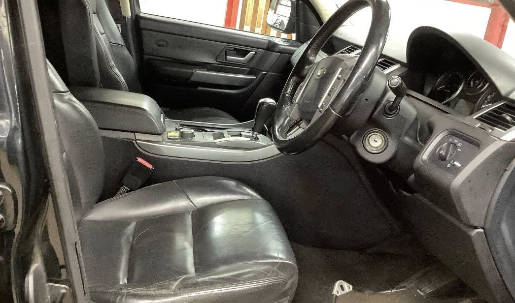 RANGE ROVER SPORTS REG: VX06 WNY