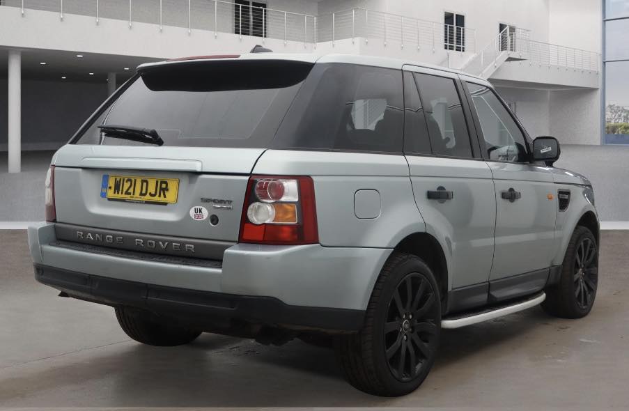 RANGE ROVER SPORTS. REG : W121 DJR