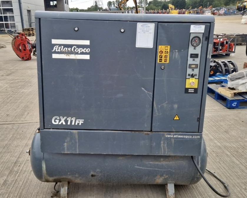 AIR COMPRESSOR