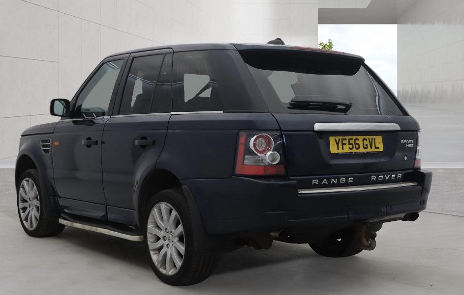 RANGE ROVER SPORTS reg : YF56 GYL